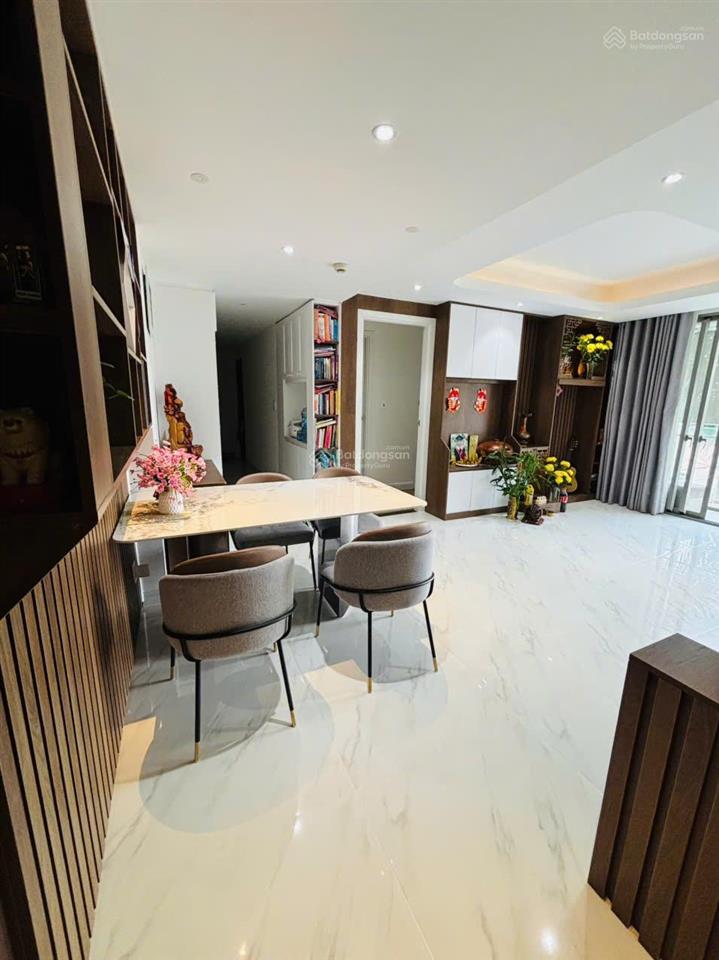 Bán gấp căn hộ hưng phúc 1 phú mỹ hưng dt 78m2  view biệt thự  giá 7,5 tỷ