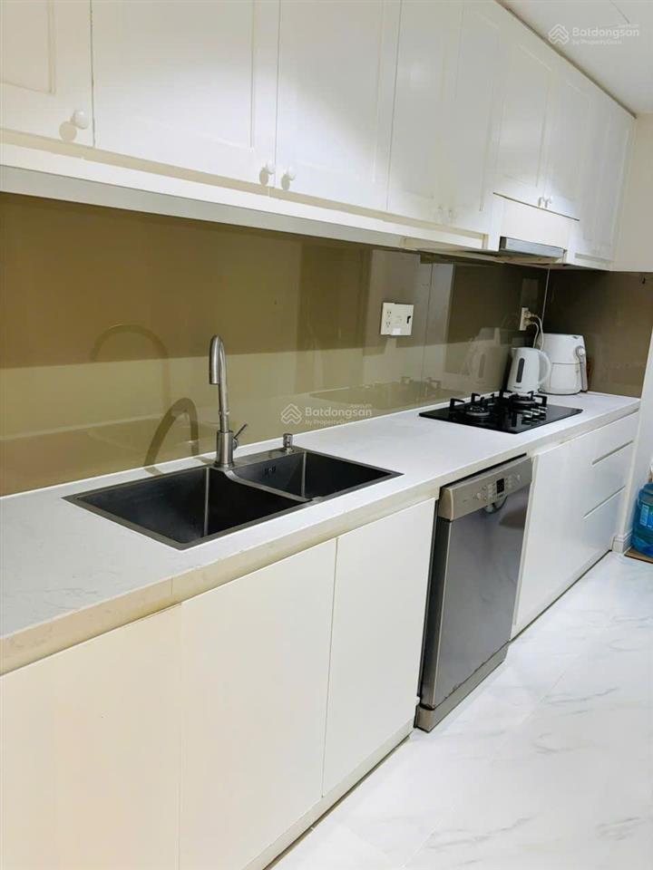 Bán gấp căn hộ hưng phúc 1 phú mỹ hưng dt 78m2  view biệt thự  giá 7,5 tỷ