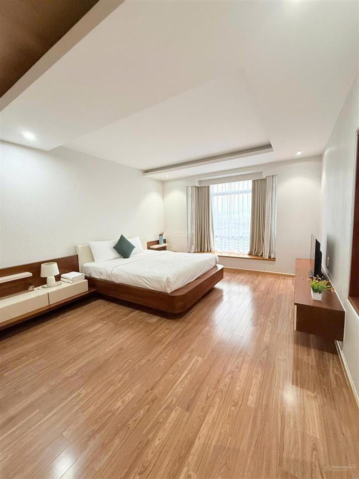 Cho thuê penthouse riverside phú mỹ hưng 300m2  4pn  view toàn cảnh  ngắm pháo