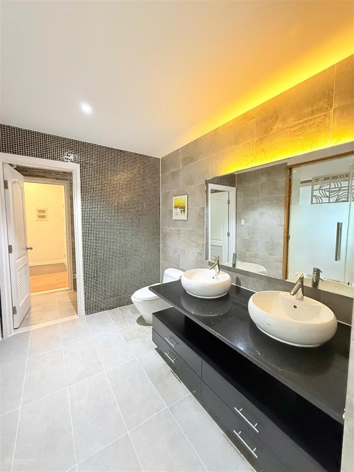 Cho thuê penthouse riverside phú mỹ hưng 300m2  4pn  view toàn cảnh  ngắm pháo