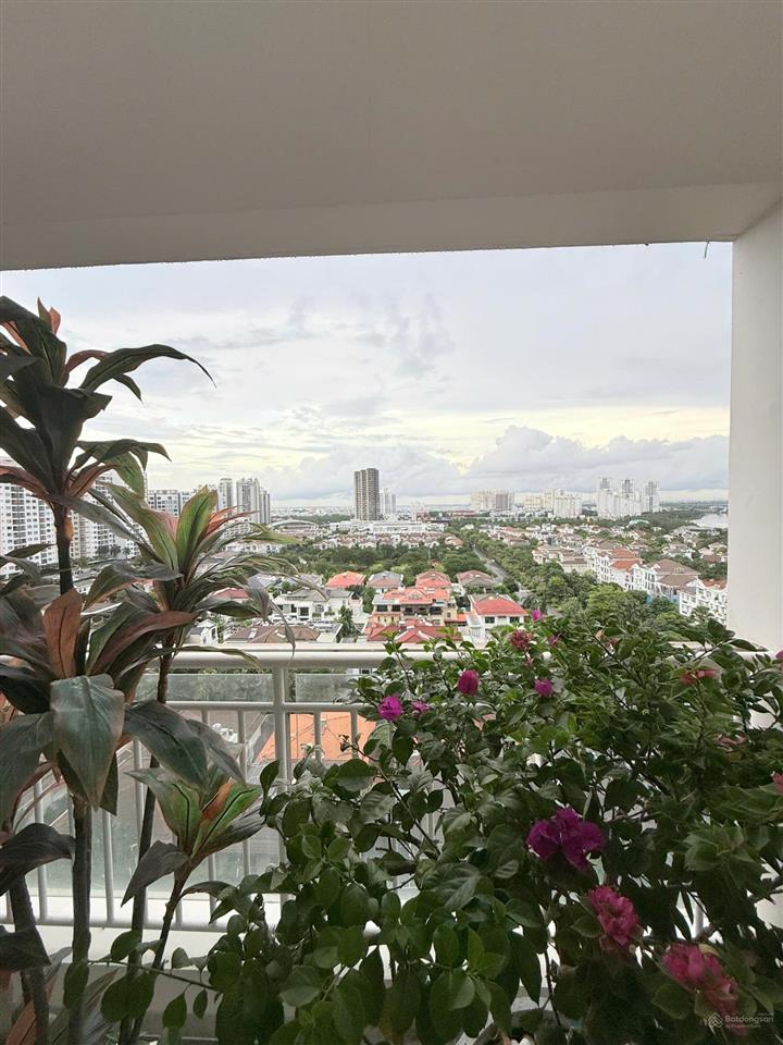 Cho thuê penthouse riverside phú mỹ hưng 300m2  4pn  view toàn cảnh  ngắm pháo