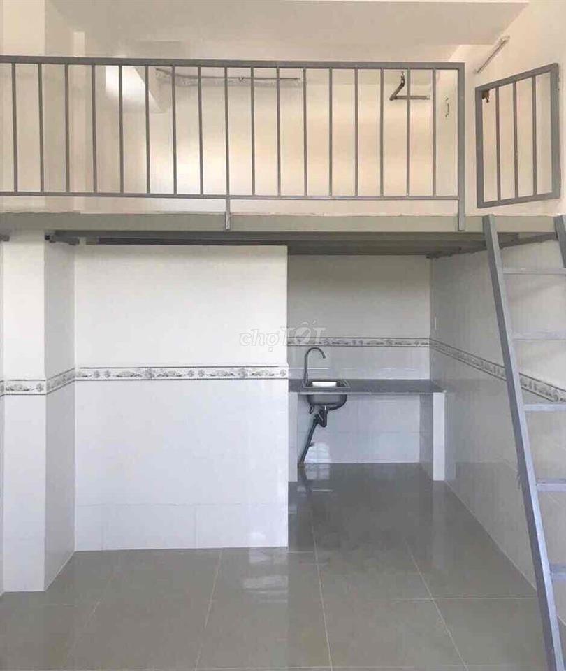Nhà trọ mặt tiền đường
