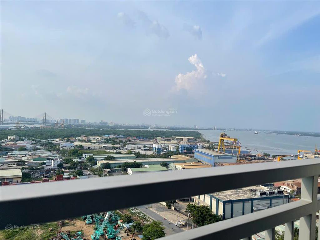 Tôi chủ nhà cấn bán căn hộ q7 riverside 2 phòng ngủ block v2 view hướng bắc nhìn sông rất đẹp