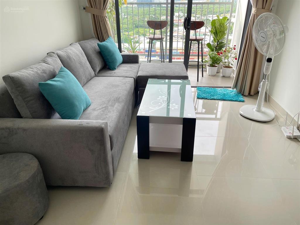 Tôi chủ nhà cấn bán căn hộ q7 riverside 2 phòng ngủ block v2 view hướng bắc nhìn sông rất đẹp