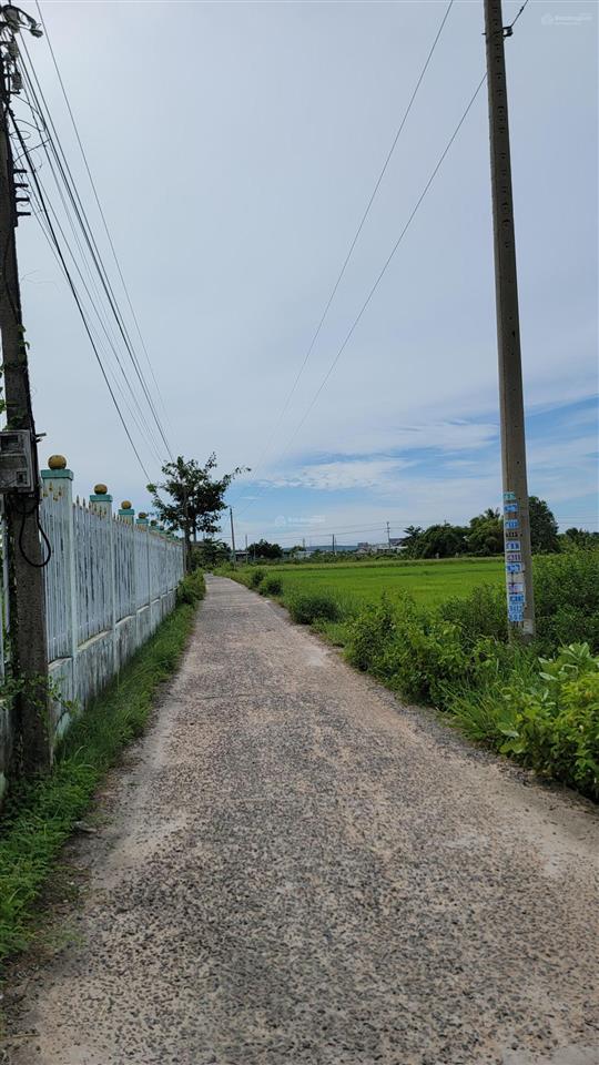 Bán đất 950m2 có 300m2 thổ cư tại thôn bình an,
hàm chính,hàm liêm mới,về phan thiết 2,2km