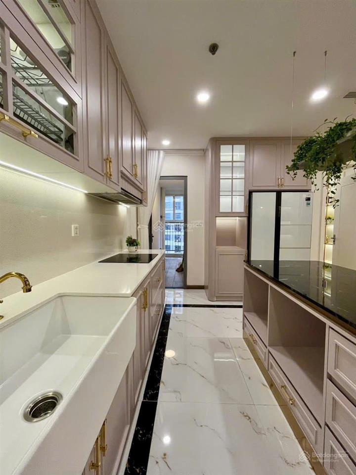 Căn bán 1n  5,2 tỷ 2n  6,650 tỷ 3n  8,8 tỷ 4n  19 tỷ căn đập thông 192m2 có 02 slot oto