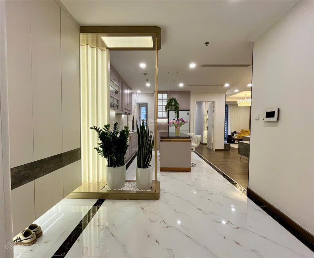 Căn bán 1n  5,2 tỷ 2n  6,650 tỷ 3n  8,8 tỷ 4n  19 tỷ căn đập thông 192m2 có 02 slot oto