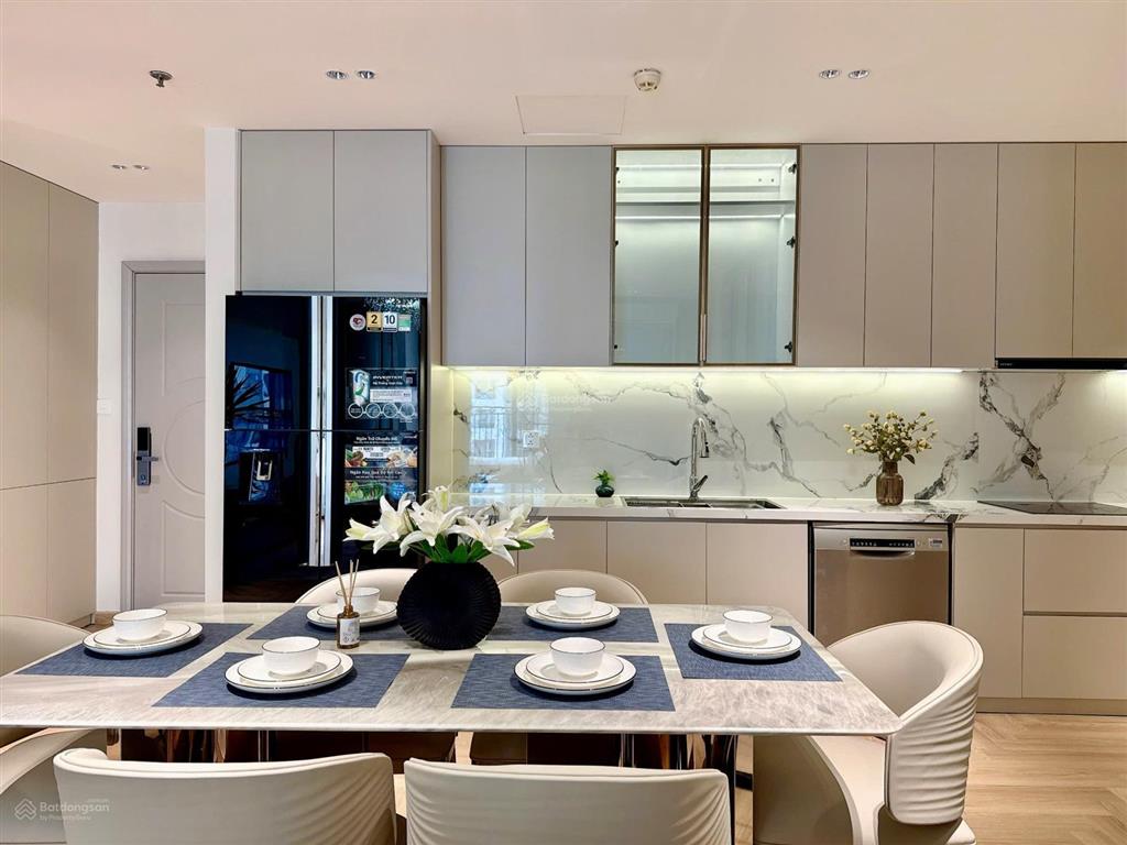 Căn bán 1n  4,5 tỷ 2n  6 tỷ 3n  8,5 tỷ 4n  14,5 tỷ, căn đập thông 192m2 có 02 slot ô tô hầm