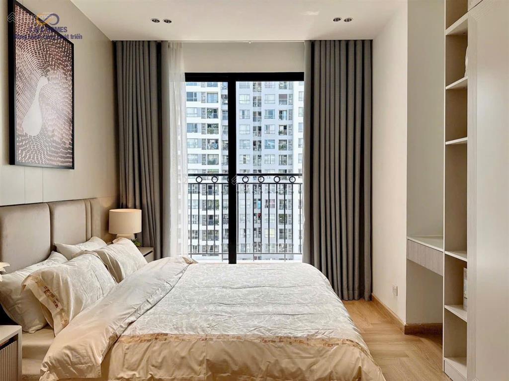 11 tỷ  cần bán nhanh căn hộ góc 3pn  110m2 có slot ô tô tòa t07 times city