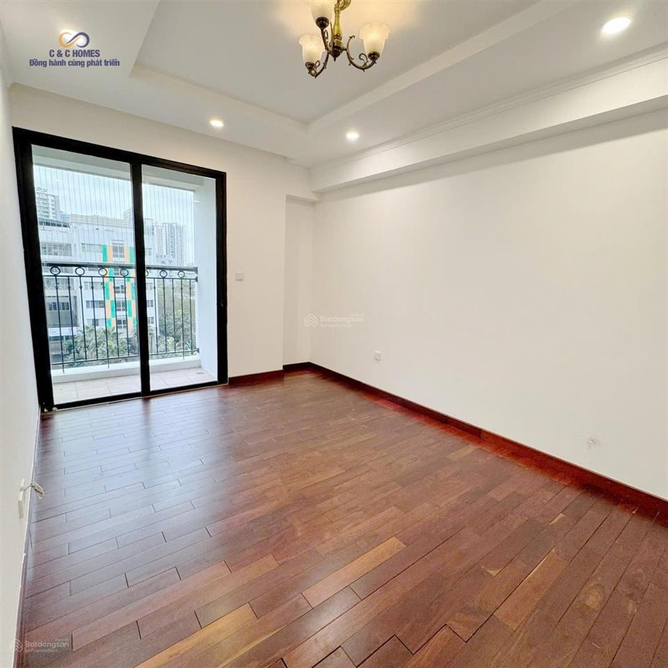 Cắt lỗ 3 tỷ  chính chủ bán nhanh căn góc 3pn ~ 110m2 có slot oto  giá chỉ 10 tỷ hơn