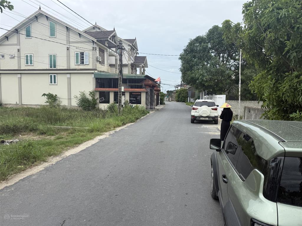 Đất đẹp phường vinh lộc 117 m2 hướng đông nam mặt đường liên xã