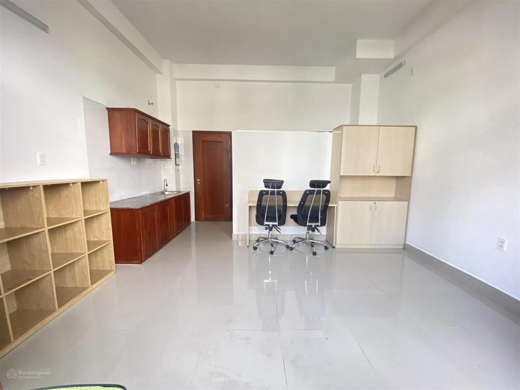 Cho thuê phòng trọ có ban công rộng thoáng mát đường số 37