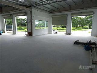 Cho thuê kho 180 m2 kế toà nhà mobifone tiện chứa hàng