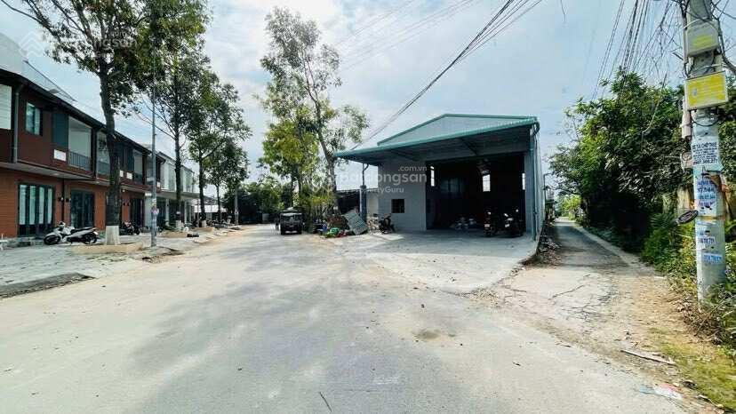 Cho thuê kho 350 m2 mới xây đường võ văn kiệt
