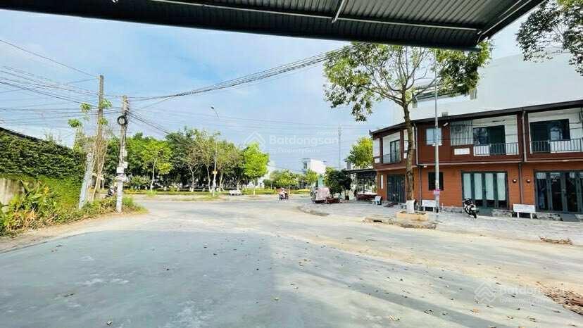 Cho thuê kho 350 m2 mới xây đường võ văn kiệt
