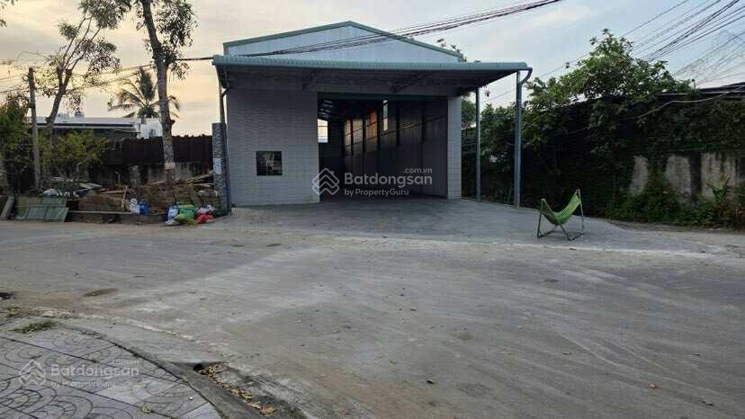Cho thuê kho 350 m2 mới xây đường võ văn kiệt