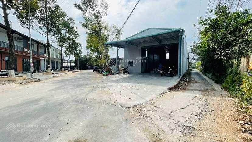 Cho thuê kho 350 m2 mới xây đường võ văn kiệt