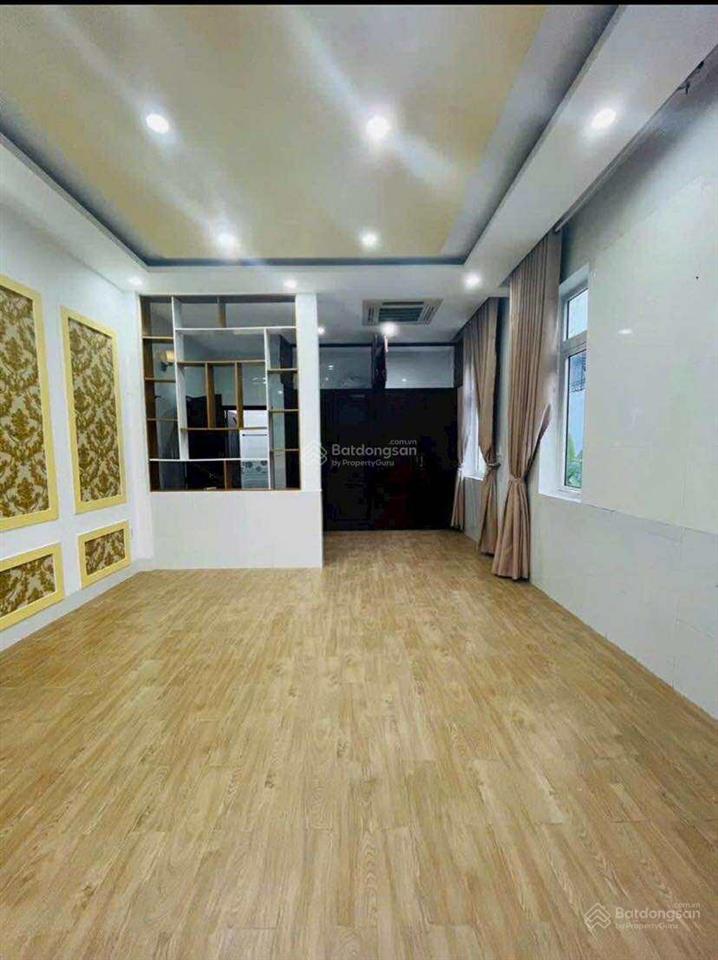 Cho thuê nhà 400 m2 kdc hưng phú 1 tiện văn phòng 17,5 triệu