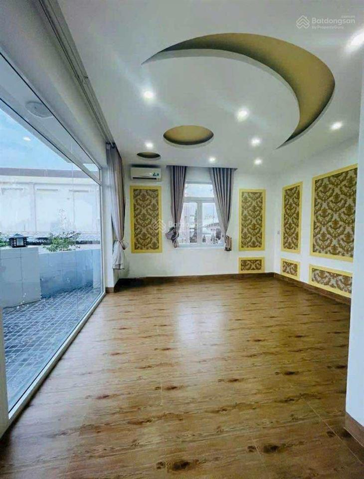 Cho thuê nhà 400 m2 kdc hưng phú 1 tiện văn phòng 17,5 triệu