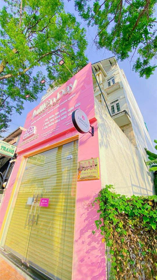 Cho thuê nhà sd 500 m2 mặt tiền nguyễn văn cừ tiện văn phòng 25 triệu