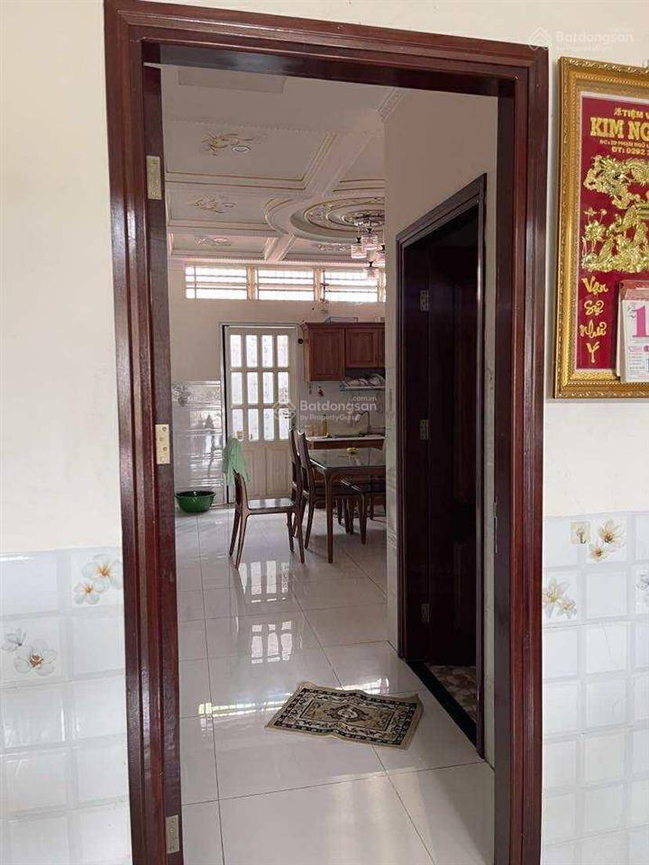 Cho thuê nhà sd 500 m2 mặt tiền nguyễn văn cừ tiện văn phòng 25 triệu