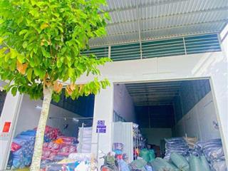 Cho thuê kho 200 m2 gần xe ford tiện chứa hàng 13 triệu