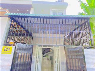 Cho thuê nhà 3 phòng ngủ có sân đậu ô tô kế mobifone 8 triệu/th