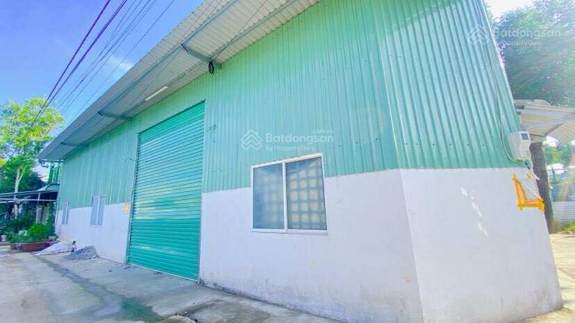 Cho thuê kho 200 m2 góc 2 mặt tiền kế xe ford 10 triệu