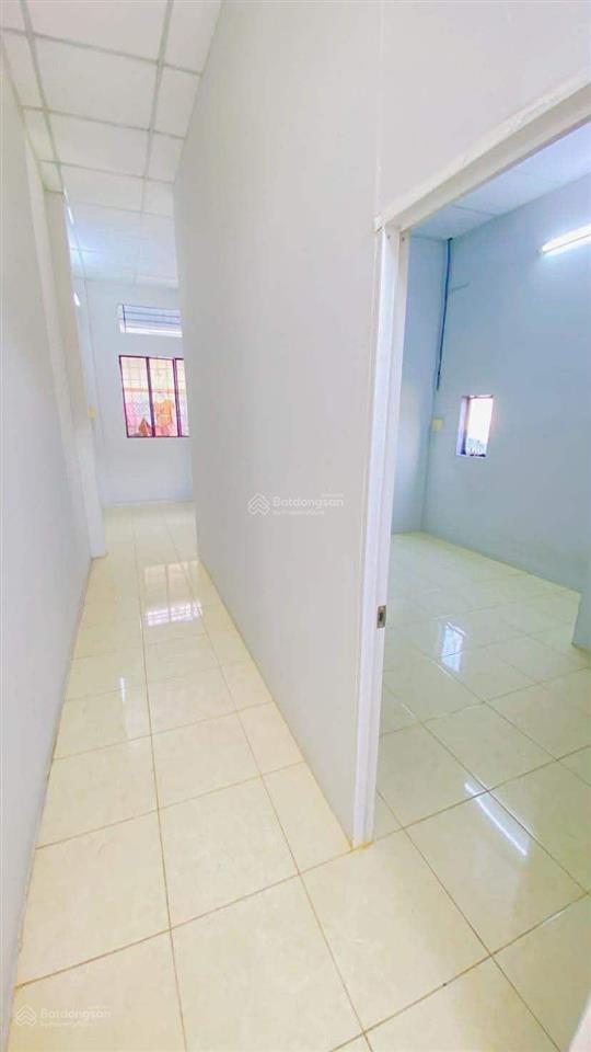 Bán nhà 1 lầu đường nguyễn việt hồng 1,55 tỷ