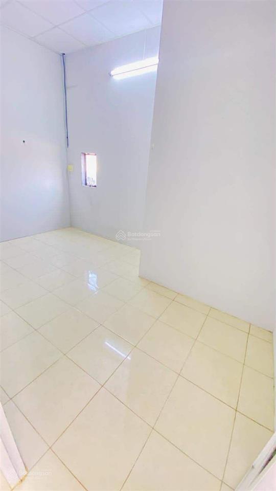 Bán nhà 1 lầu đường nguyễn việt hồng 1,55 tỷ