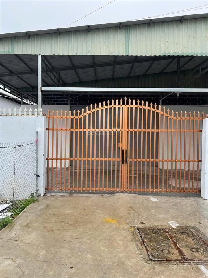 Cho thuê kho 200 m2 gần lotte tiện chứa hàng 10 triệu