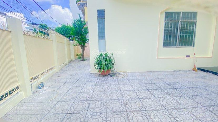 Cho thuê biệt thự 600 m2 gần vincom tiện văn phòng 35 triệu