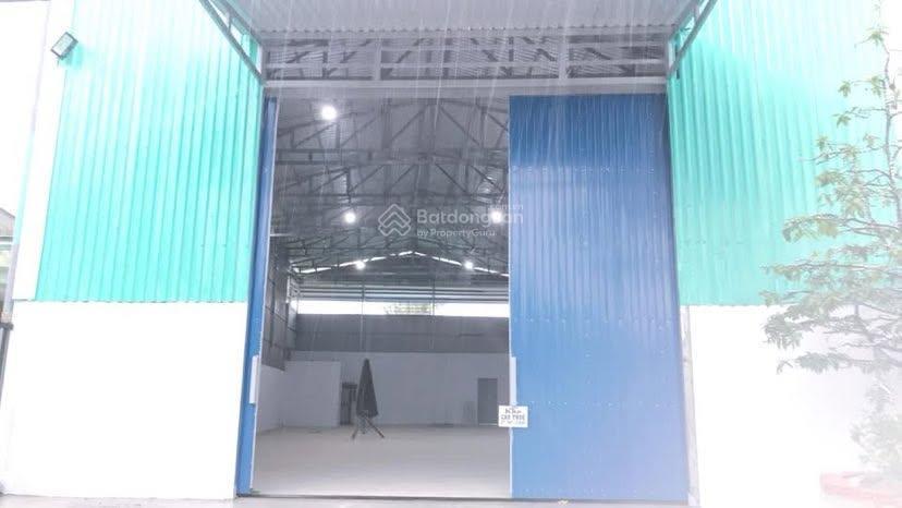 Cho thuê kho 250 m2 gần chợ nổi cái răng 16 triệu