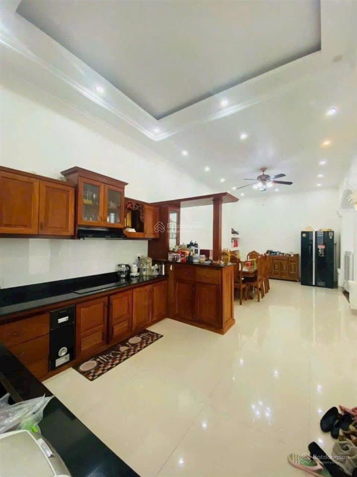 Cho thuê biệt thự góc 2 mặt tiền khu nam cần thơ 20 triệu