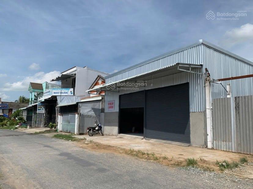 Cho thuê kho 234 m2 kế cầu cần thơ 12 triệu tiện công ty