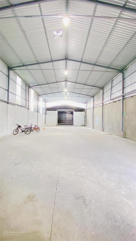 Cho thuê kho 450 m2 mặt tiền nguyễn văn linh 18 triệu