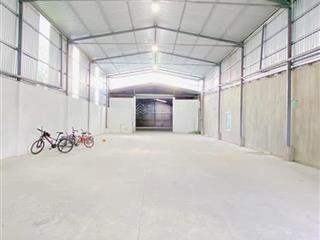 Cho thuê kho 450 m2 mặt tiền nguyễn văn linh 18 triệu