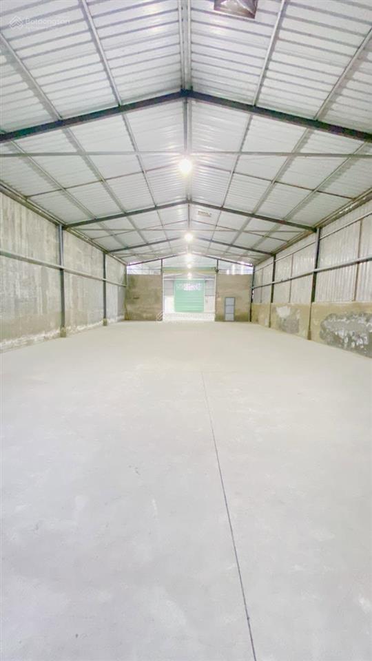 Cho thuê kho 450 m2 mặt tiền nguyễn văn linh 18 triệu