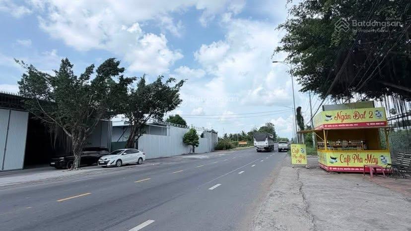 Cho thuê kho 500m2 mặt tiền nguyễn văn linh có điện 3 pha