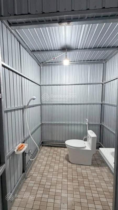 Cho thuê kho 500m2 mặt tiền nguyễn văn linh có điện 3 pha