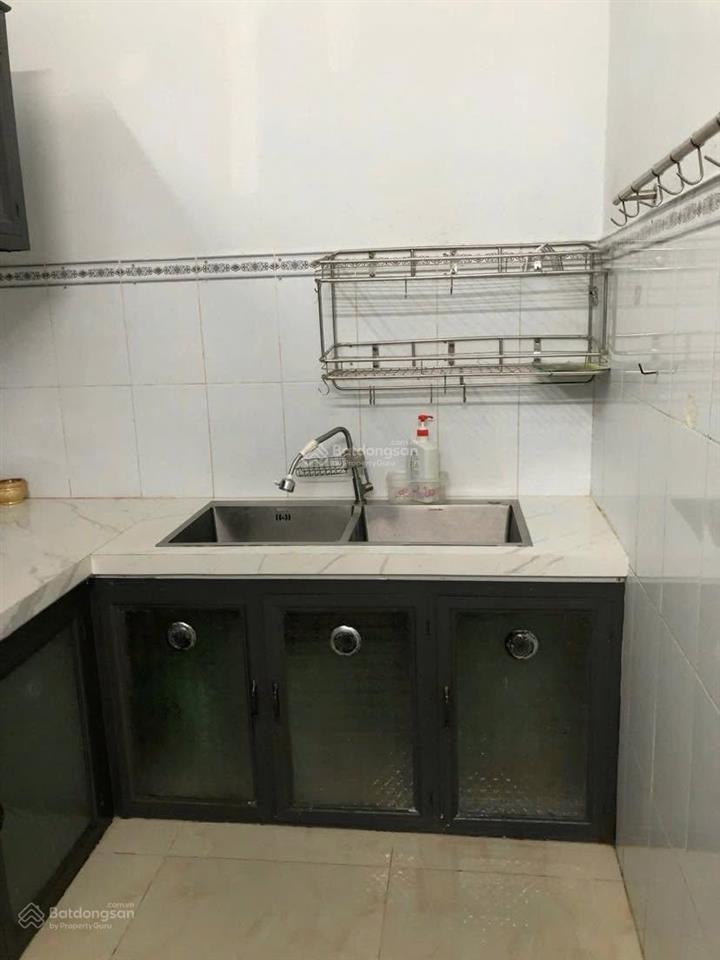 Cho thuê nhà 77 m2 gần coopmart bình thuỷ tiện văn phòng 7 triệu