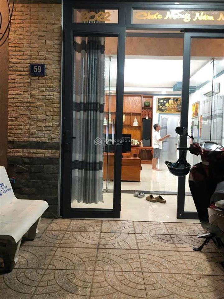 Cho thuê nhà 77 m2 gần coopmart bình thuỷ tiện văn phòng 7 triệu