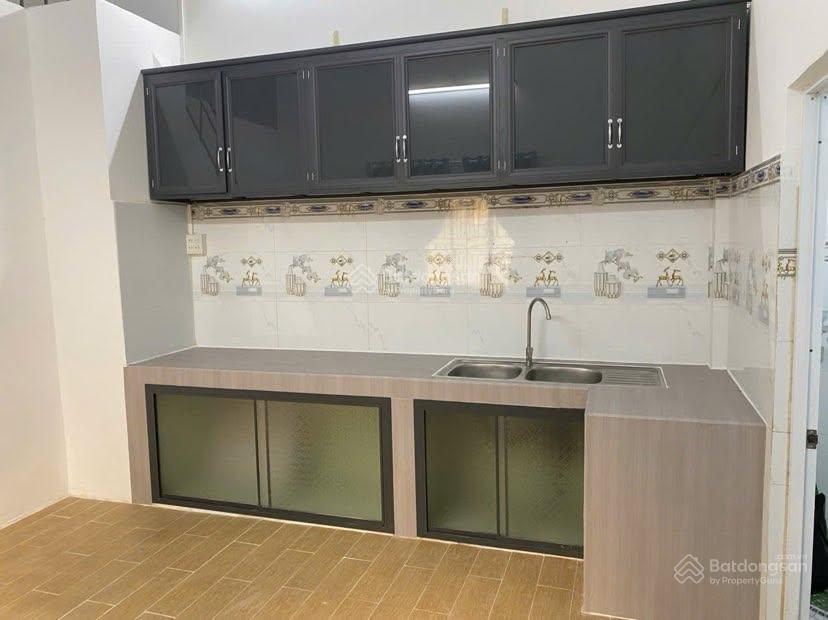 Bán nhà 236 m2 trần vĩnh kiết sân rộng mới sửa 3,95 tỷ
