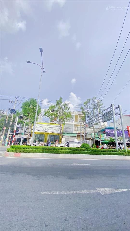 Cho thuê nhà 3 tầng mặt tiền nguyễn văn cừ tiện văn phòng 17 triệu