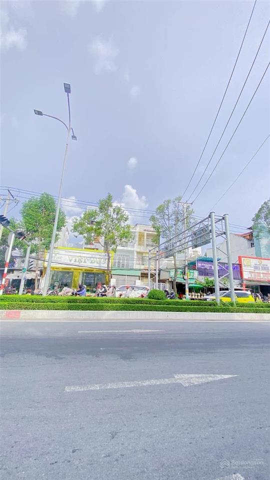 Cho thuê nhà 3 tầng mặt tiền nguyễn văn cừ tiện văn phòng 17 triệu