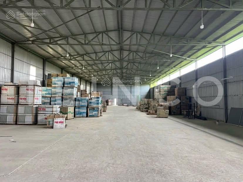 Cho thuê kho 1.050 m2 quốc lộ 1a có văn phòng 25 triệu