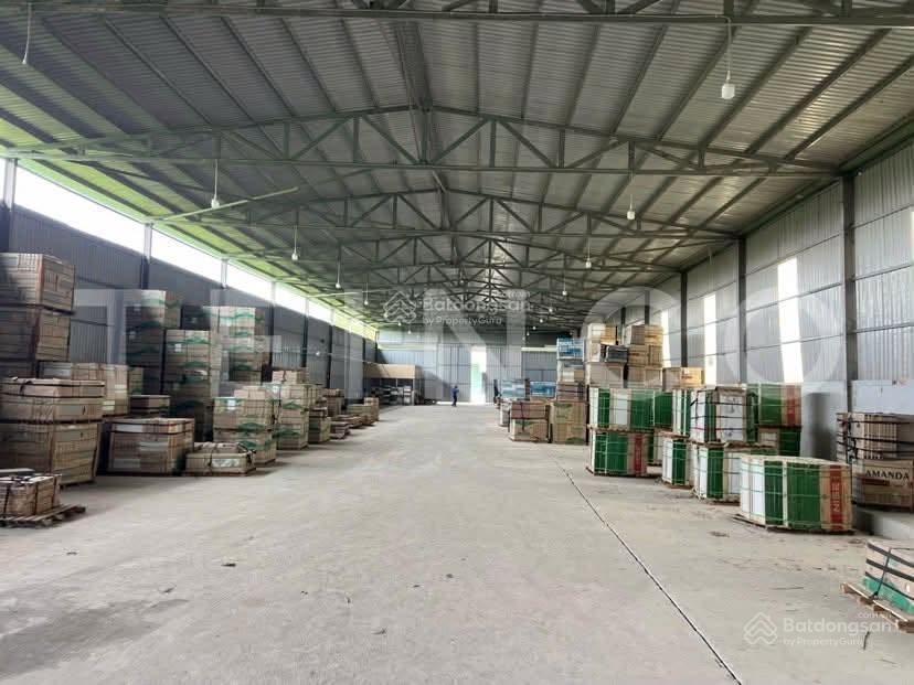Cho thuê kho 1.050 m2 quốc lộ 1a có văn phòng 25 triệu