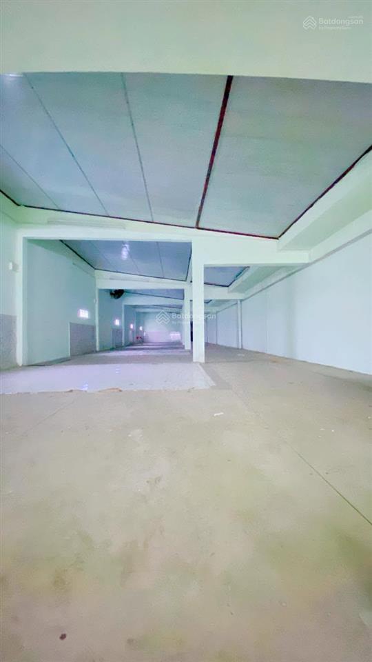 Cho thuê nhà sd 750 m2 mặt tiền nguyễn văn linh 22 triệu