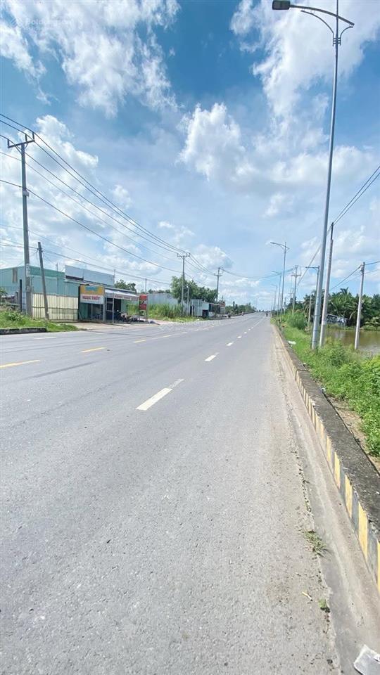 Cho thuê đất 10.000 m2 mặt tiền nguyễn văn linh 20 triệu