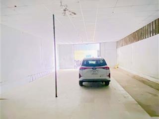 Cho thuê kho 550 m2 quốc lộ 1a tiện chứa hàng 20 triệu